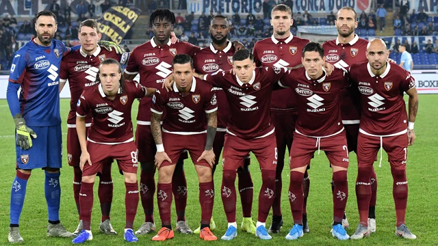 Turin wird von David-19 gewonnen: Acht Fußballer Turn Up Positive