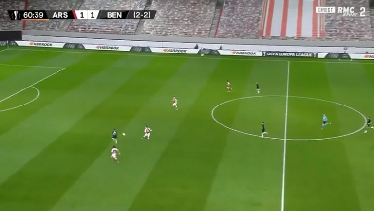 Arsenal on the brink of elimination from Europe League: Buffy turns the score, terrible mistake.
