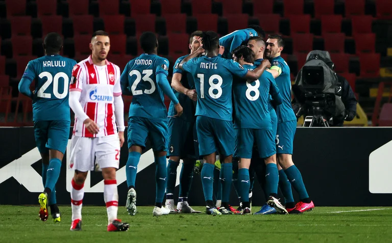 Equipo de Milán para el partido contra Crvena Ziesda en San Siro
