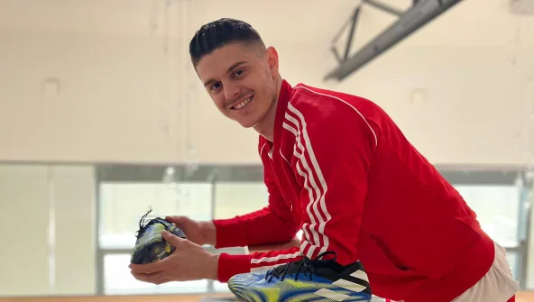 A do të përfitojë sa Messi?Milot Rashica nënshkruan kontratë me Adidas