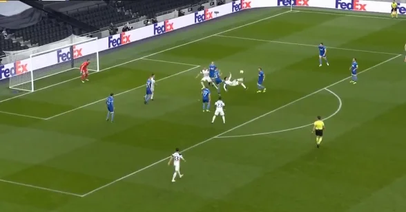 Tottenham në epërsi, Dele Alli me gol – bicikël të çmendur