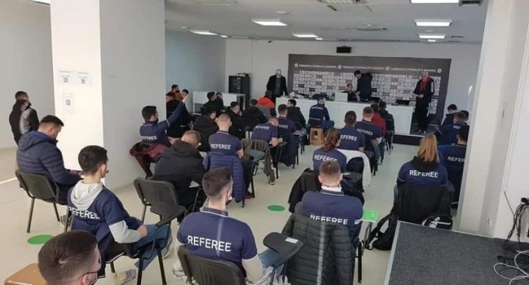38 gjyqtarë nga Prishtina u nënshtrohen testit teorik