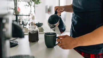 Does sleep quality spoil if you drink coffee at night