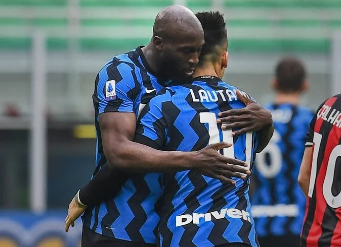 Interi poshtëron Milanin në San Siro, fiton derbin ‘Della Madonnina’ të 208-të në histori