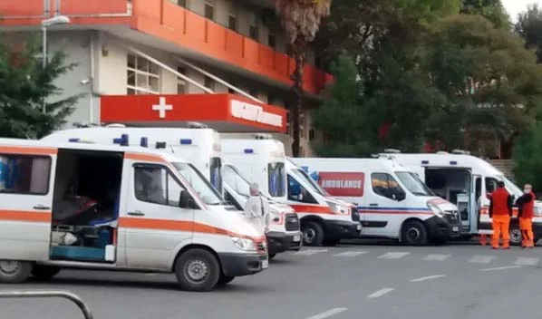 Vdesin 13 persona konfirmohen 822 raste të reja me COVID-19 në Shqipëri