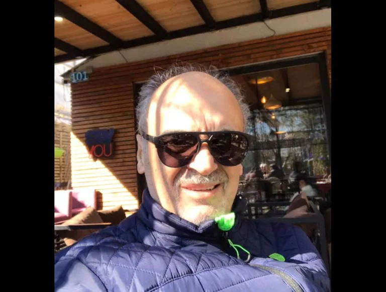 Turr e në kafe: Sociolog Maloku i kthehet ‘terrenit’ pas peripecive me Covid-19