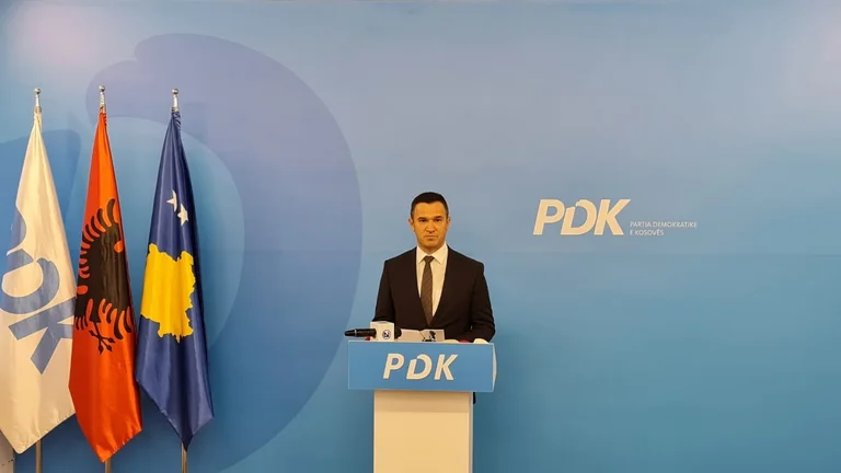 Hoxha nga PDK: Do të reflektojmë dhe do të kthehemi si parti e parë në vend