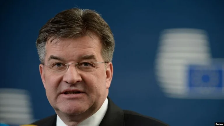 Lajçak: Sapo të formohet qeveria e Kosovës, do t’i takoj Kurtin dhe Vuçiqin