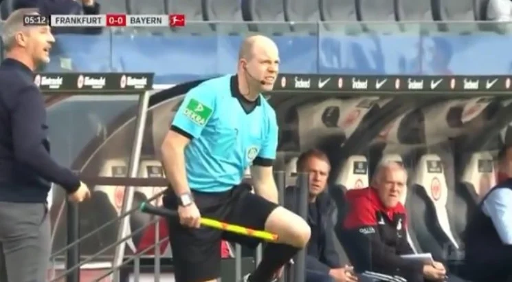Ndeshja e Bayernit me Frankfurtin u ndal për një kohë të gjatë për një arsye të pazakontë