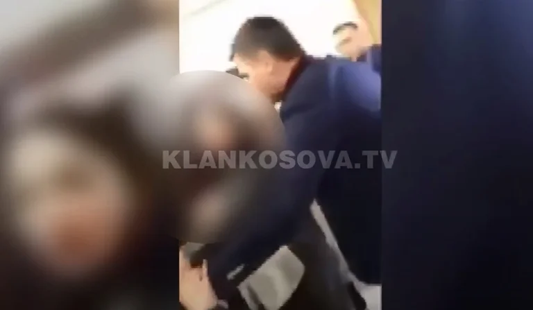 Dalin edhe SMS’ët: Tahiri i kërkoi studentes ID-në, ajo me një grup kishin tentuar të kopjonin