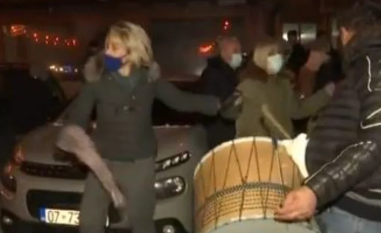 Scoprite perché Mimoza Kusari danzava fortemente in Gjakova