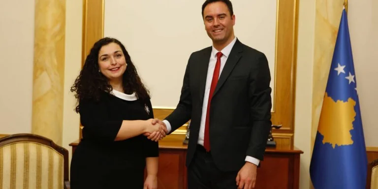 Osman odgovori na Konjufca: Prestopila je vse meje, jezike VV aktivistov, ki so jih uporabili proti meni.
