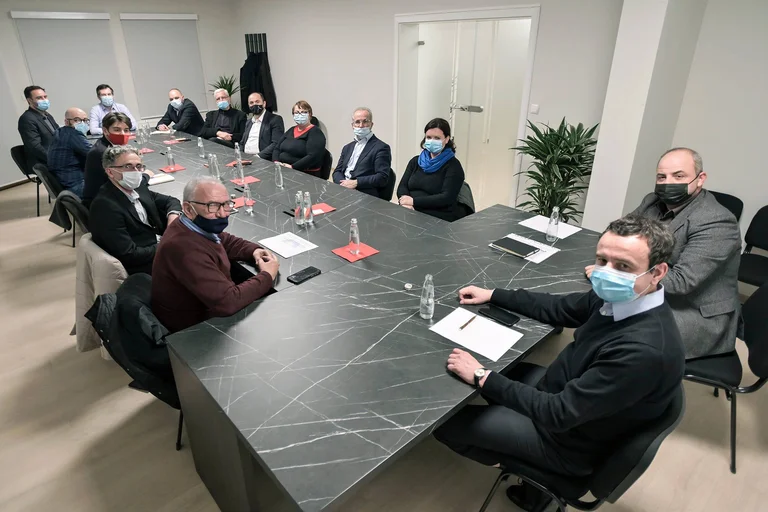 Kurti activates Albanian citizenship for Albanian elections