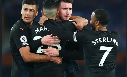 17th Free fight, Man City goes + 10