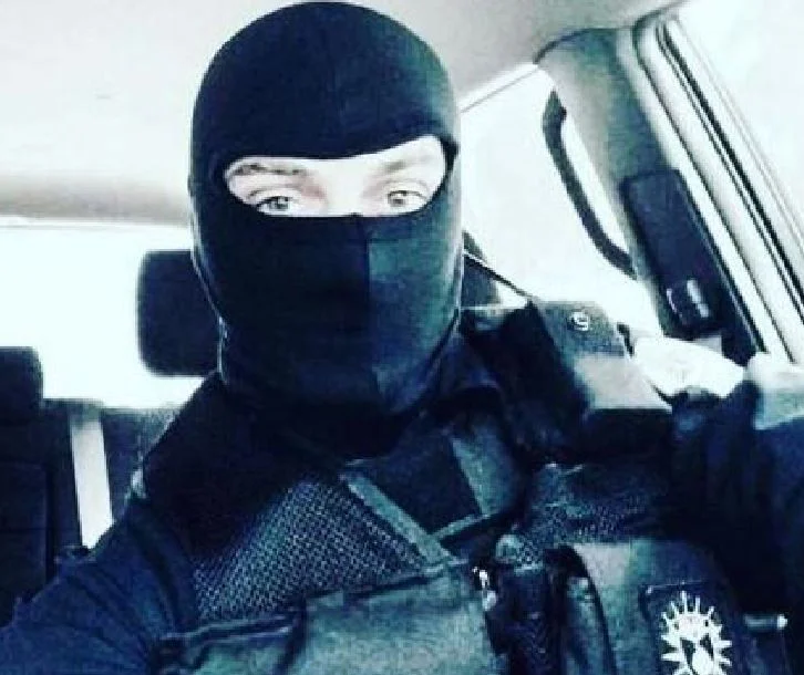 Este es uno de los policías involucrados en el secuestro de dos ciudadanos macedonios.