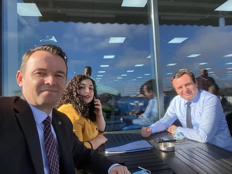 Peci ist die erste MP aus der Liste von Vjosa Osman