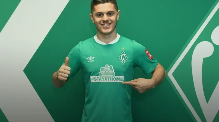 Fans bei Auktion, Werder Bremen record put Milot Rasica