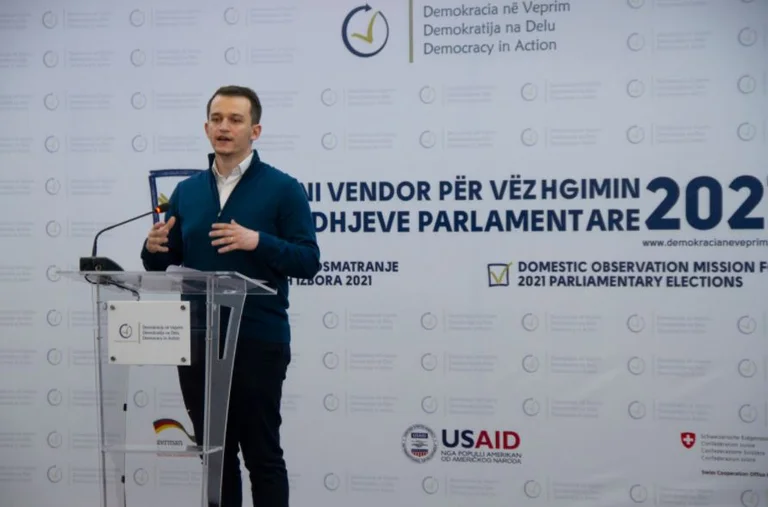 37.3% de los ciudadanos han ido a las urnas en 1600.