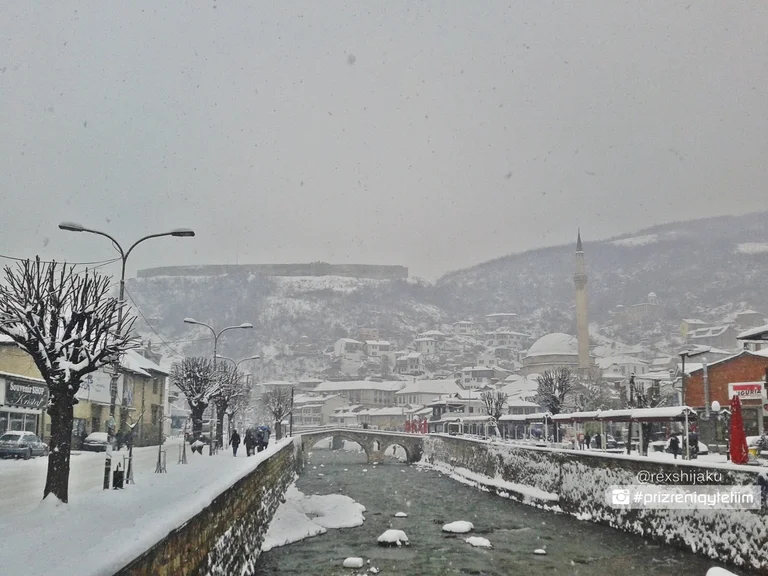 En Prizren, salida en 1500 sólo 26%