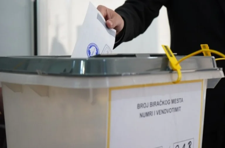 Pas d'enveloppes de caution, les citoyens forcés de voter