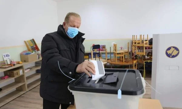 Voton Behgjet Pacolli: Los ciudadanos votan por una vida mejor