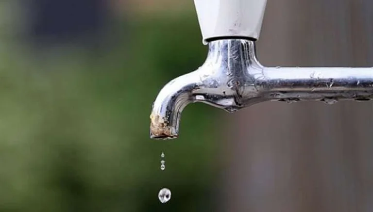 Ventilation à la station de pompage, Mitrovica reste sans eau potable