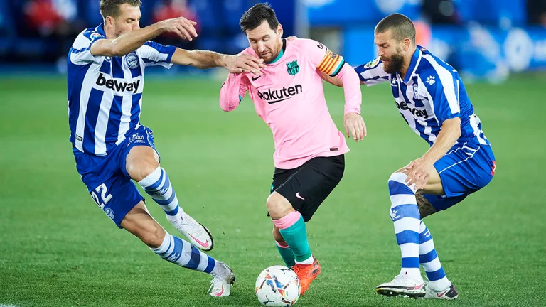 Official formations published by Barcelona-Alas match