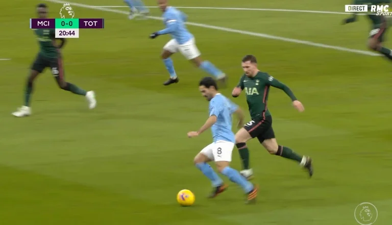 Man City schüttelt den Morainho Tottenham nach 23 Minuten Spiel