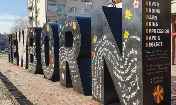 NEWBORN está cambiando para el día de la independencia