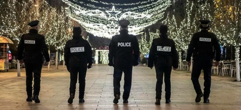 Seven policemen under suspicion of beating and mistreating an 18-year-old
