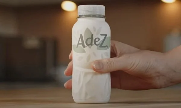 Coca-Cola tests the first bottle of paper