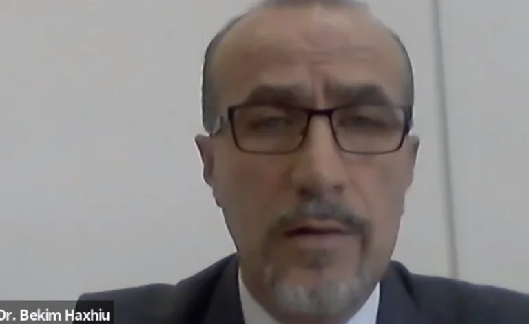 Bekim Haxhiu presenta el programa de recuperación de salud ZOM