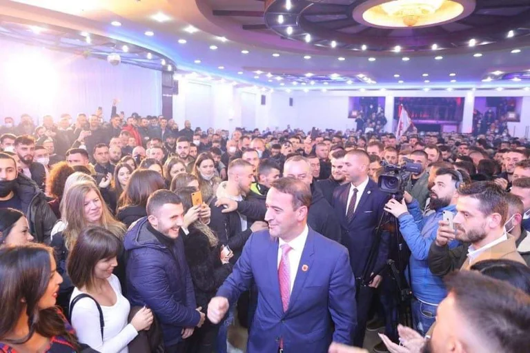 Daut Haradinaj after mass rally with Alliance youth: Happy victory on February 14th!