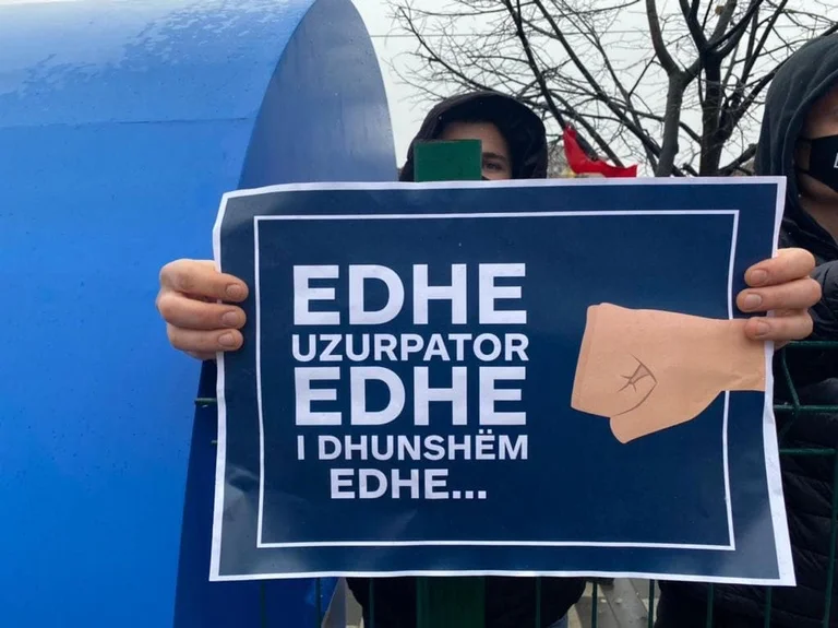 “Citizens of Podujevo protest rapid Bullicit violence