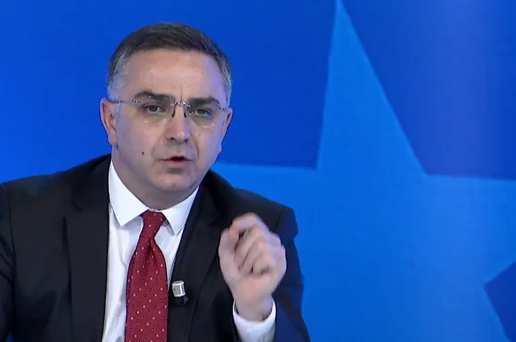 Tahiri: Wir sind die einzigen, die einen Dialogplan haben.