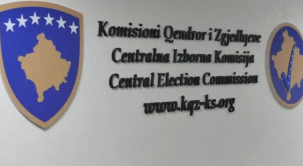 CEC verifica liste, 47 candidati per i deputati hanno problemi con la legge
