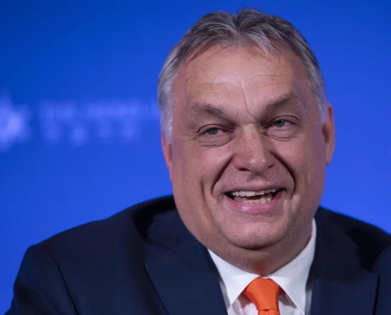 Ungarn wickelt einzelne unabhängige Radiosender ein