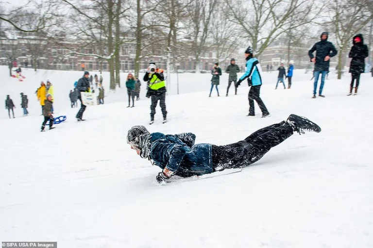The Netherlands is hit by the first snowstorm in the last 10 years