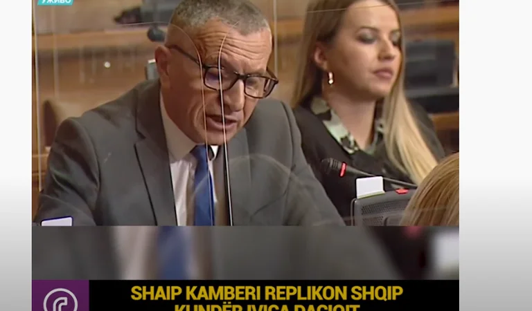Shaip Kamberi Albanisch gegen Ivica Dacic im serbischen Parlament