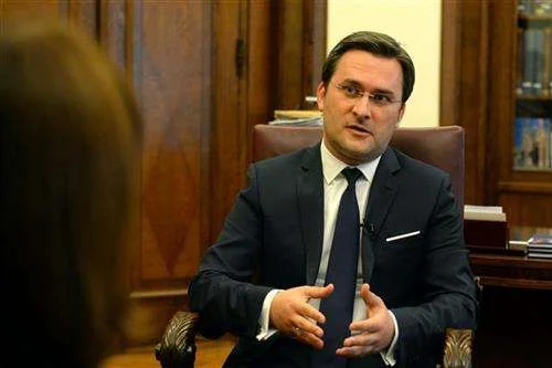 Selakovic: Les félicitations de Biden sont le signal que la pression attend la Serbie