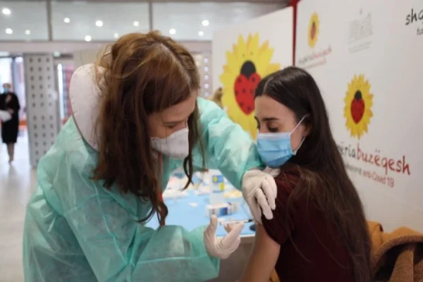 Albanien Extrakte “vaccine Pass”