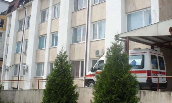 963 pazienti sono ricoverati all'ospedale Gjakova durante gennaio