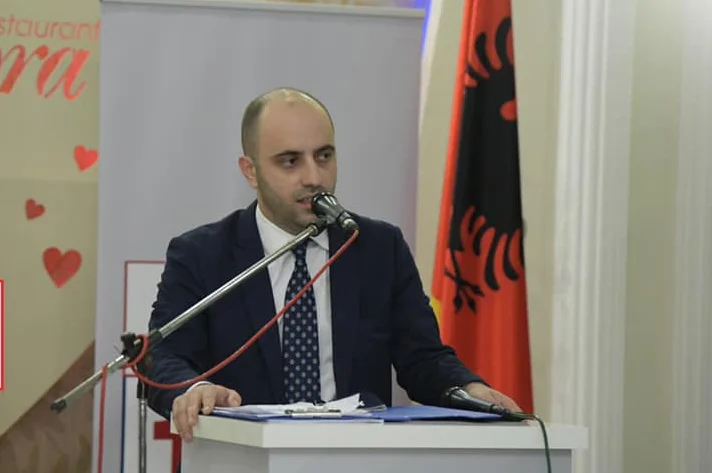 Zyberaj à Ferizaj: Bâtir un état occidental est l'alternative que nous devons maintenir avec le fanatisme