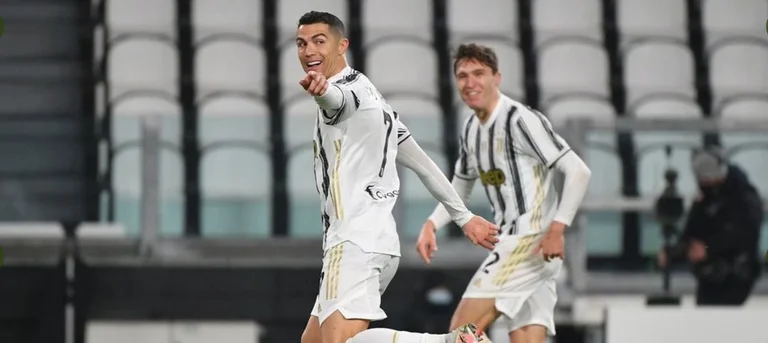 You're about to have a new contract for Ronaldo but with a lower salary, despite weeks of explosions.