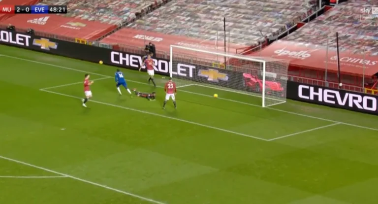 Récupération sensorielle de Everton vs. United: Pendant trois minutes, il marque deux fois et égalise le score