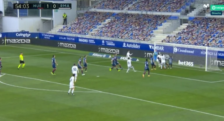 Baron Real Madrid, Varan, takes advantage of the mess