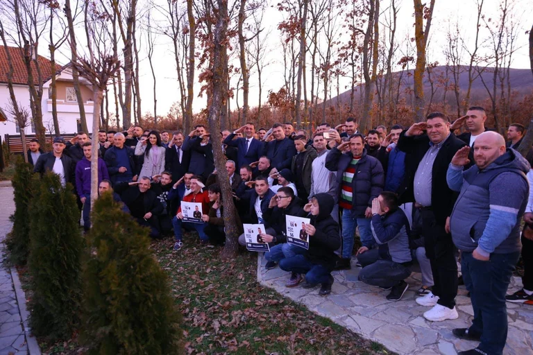 Daut Haradinaj aus Drenica: Kosovo Force zusammen mit Heroic Drenica Force, Auf dem 14. Februar