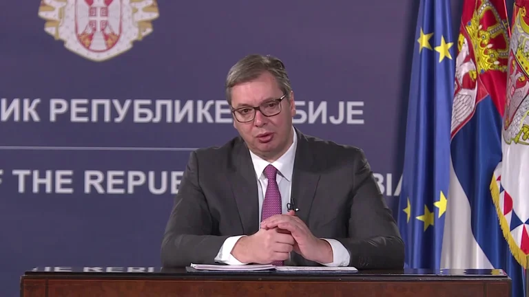 Serbia producirá la vacuna rusa, Vucic: Vamos a satisfacer nuestras necesidades, ayudar a nuestros vecinos