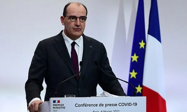 France rejects third isolation, says it does not justify economic and human cost