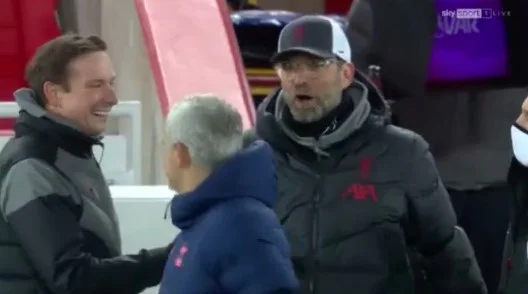 Morinho Klopp est découvert après le match